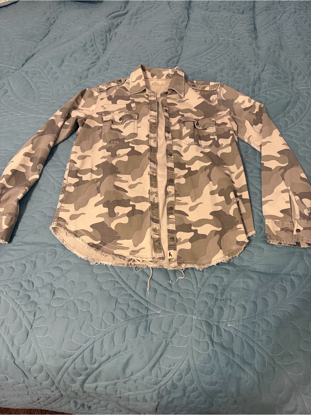 WomenCamouflage Button-Up Shirt Jacket - Tan/Green Camo ready for fall